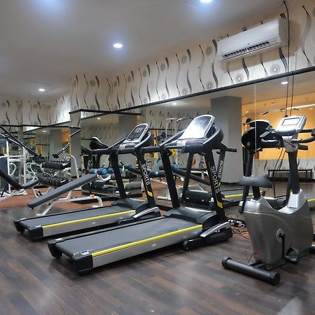 Pandanaran Hotel Semarang Luaran gambar