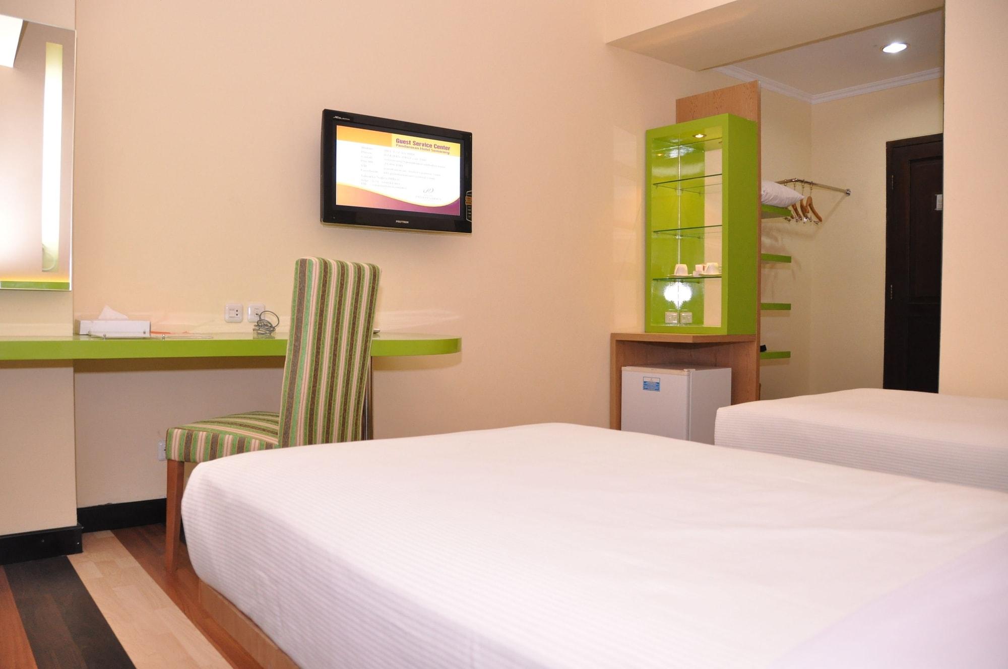 Pandanaran Hotel Semarang Luaran gambar