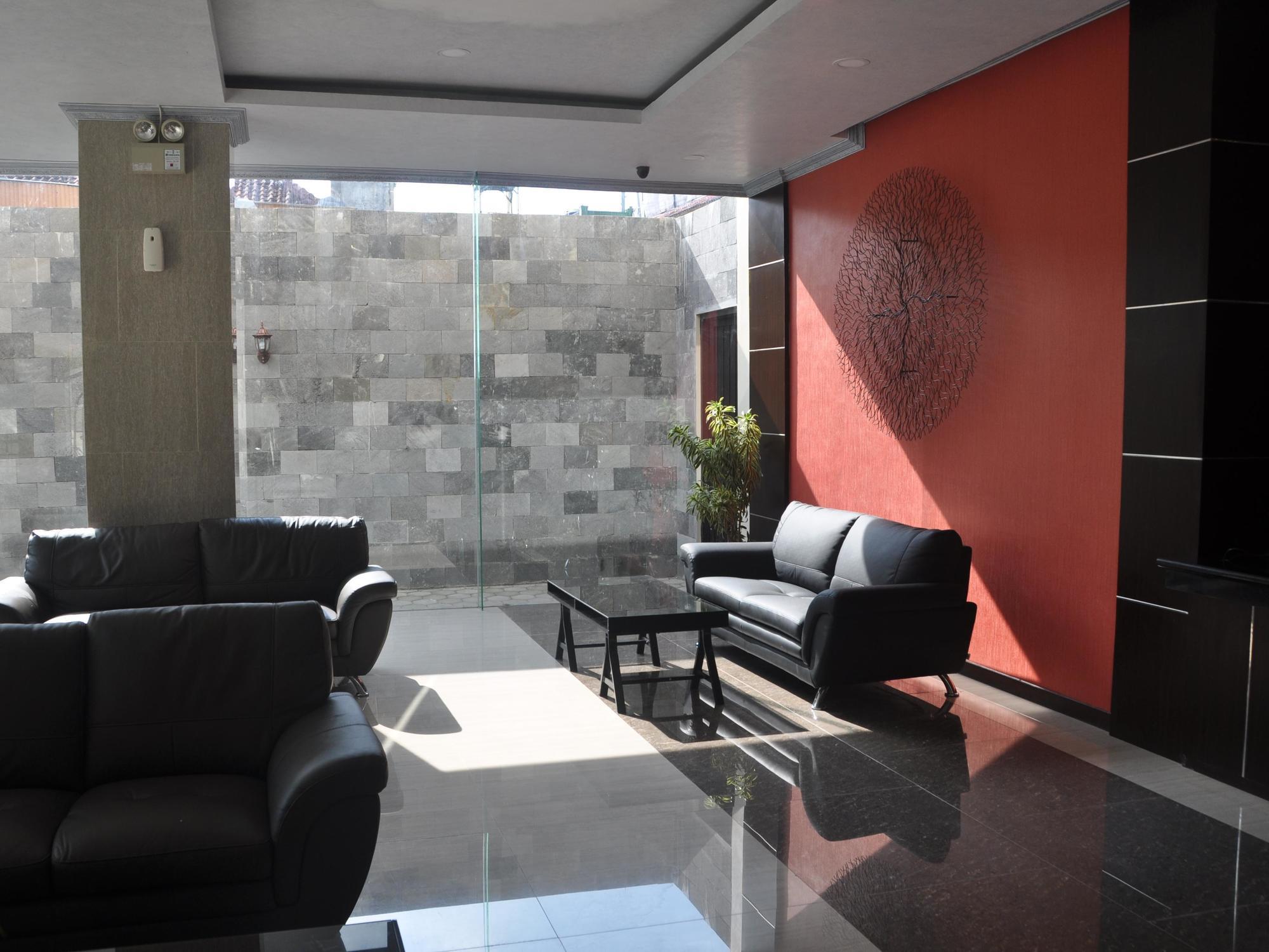 Pandanaran Hotel Semarang Luaran gambar