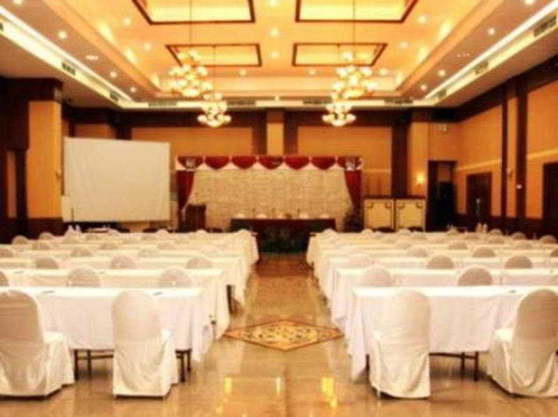 Pandanaran Hotel Semarang Luaran gambar